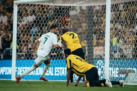 محرز يزيد معاناة كونسيساو.. الأهلي يحسم ديربي جدة أمام الاتحاد بالدوري السعودي